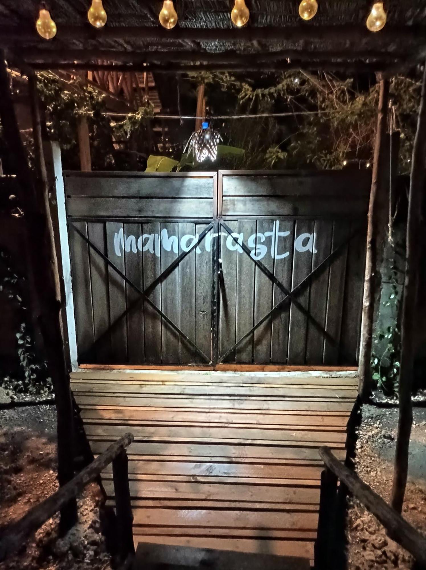Mamarasta Bed & Breakfast Bwejuu Eksteriør bilde